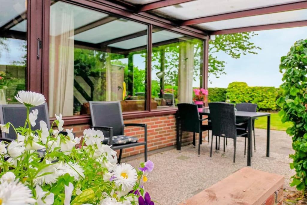 Zeeuwse Rust Stavenisse Villa Buitenkant foto