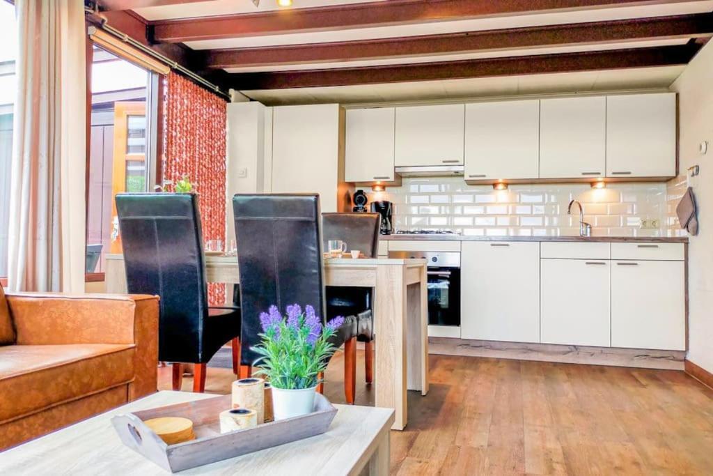 Zeeuwse Rust Stavenisse Villa Buitenkant foto